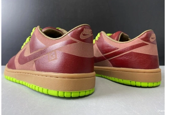 Red Low 311611-661 Laser Chartreuse 1-Piece Nike Dunk Varsity 0225